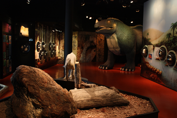 Satélite Dinópolis Castellote copia