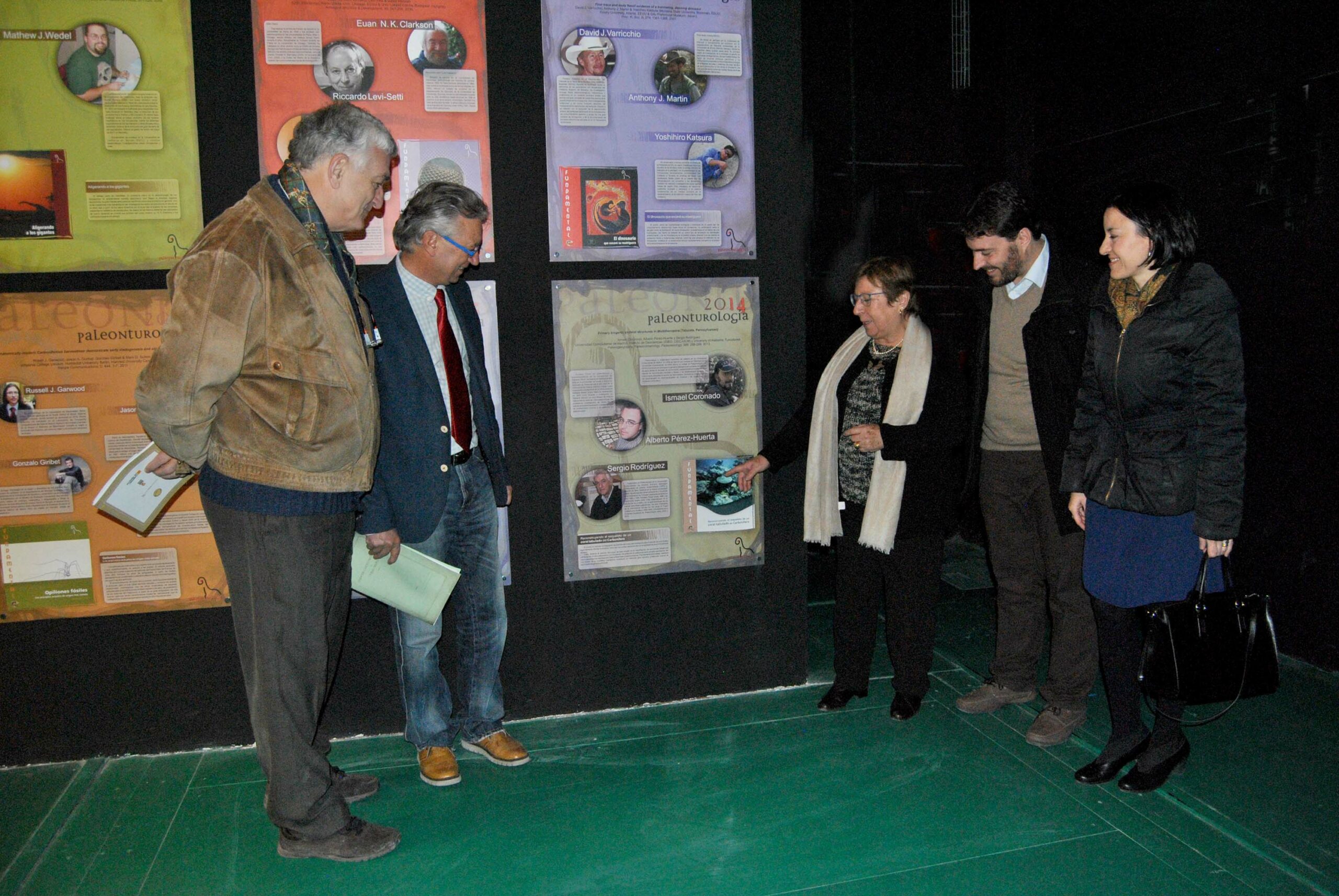 Presentaci&oacute;n Cartel trabajo premiado edici&oacute;n anterior Paleonturolog&iacute;a14