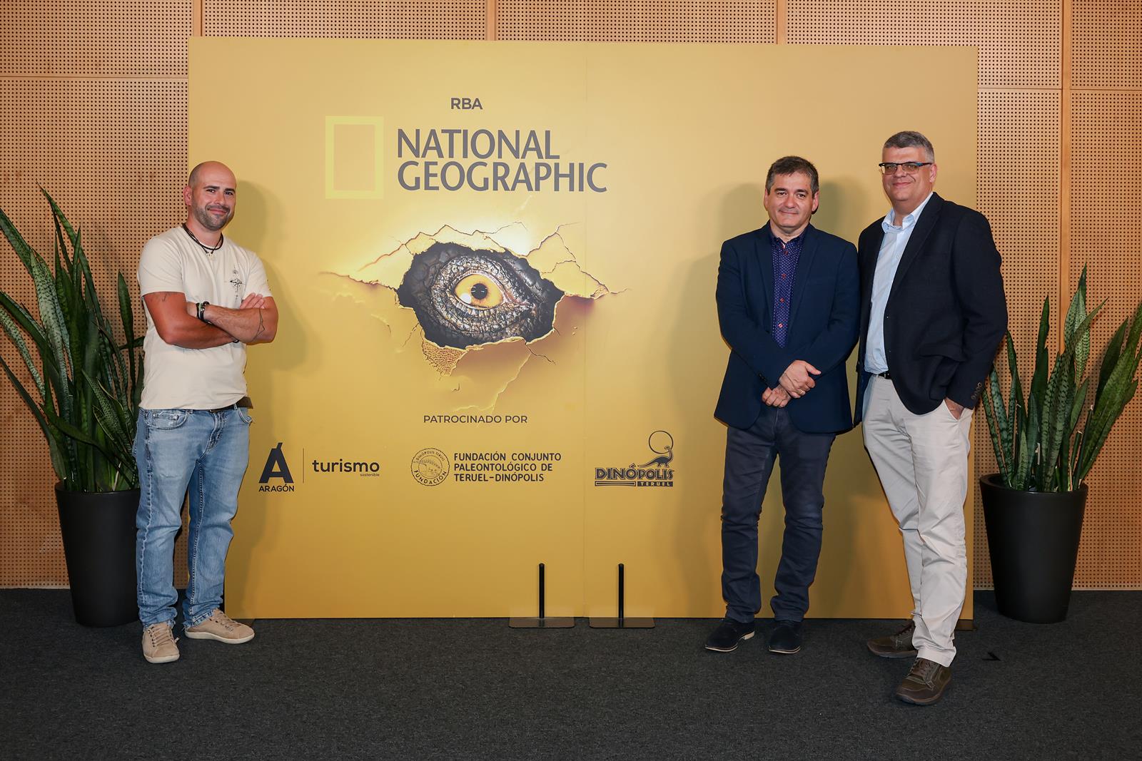 AL El pasado nunca estuvo tan presente 0896 Copy